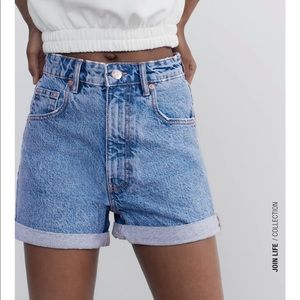NWT Zara High-Rise Mom Short